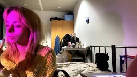 Lilith online show from March 28, 7:46 pm