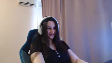 Sophie online show from March 25, 2:12 pm