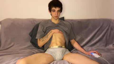 Snapshot of yoo_dee_ohh chatting on November 27, 2:41 pm Yoo Dee Ohh online show from November 27, 2:41 pm