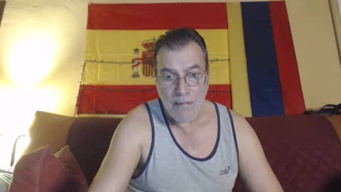 Snapshot of yosep44 chatting on December 29, 7:53 pm yosep online show from December 29, 7:53 pm