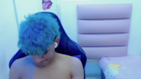 Snapshot of yosepp_ chatting on January 13, 7:54 am YOSEP online show from January 13, 7:54 am