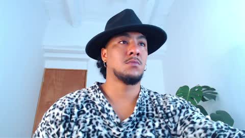 Enzo online show from January 30, 9:25 am