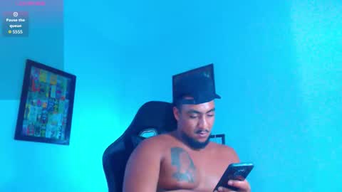 Snapshot of yosoy_enzo2020 chatting on March 2, 5:31 pm Enzo online show from March 2, 5:31 pm