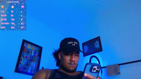 Snapshot of yosoy_enzo2020 chatting on March 19, 4:38 am Enzo online show from March 19, 4:38 am