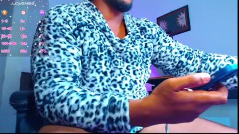 Snapshot of yosoy_enzo2020 chatting on April 6, 4:21 am Enzo online show from April 6, 4:21 am
