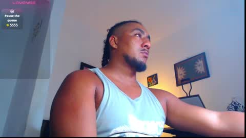 Snapshot of yosoy_enzo2020 chatting on April 8, 5:18 am Enzo online show from April 8, 5:18 am
