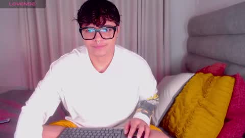 Yossef online show from June 10, 10:47 am