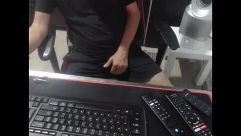 Snapshot of you_are_what_i_need chatting on March 21, 12:54 pm you_are_what_i_need online show from March 21, 12:54 pm