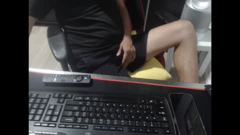 Snapshot of you_are_what_i_need chatting on March 22, 11:35 am you_are_what_i_need online show from March 22, 11:35 am