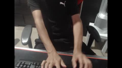 Snapshot of you_are_what_i_need chatting on March 27, 1:22 pm you_are_what_i_need online show from March 27, 1:22 pm