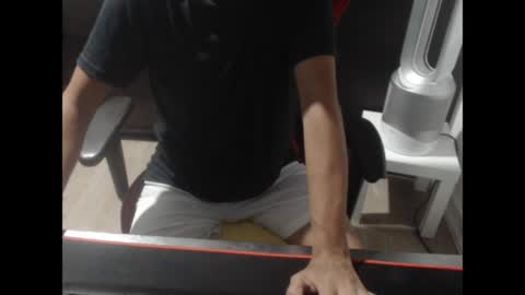 Snapshot of you_are_what_i_need chatting on March 28, 7:41 am you_are_what_i_need online show from March 28, 7:41 am