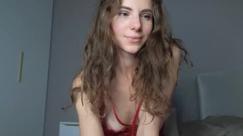 Snapshot of you_desire chatting on May 30, 6:38 pm Liliya online show from May 30, 6:38 pm