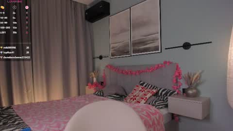 Elizabeth brunette -- Darline blonde  online show from July 16, 10:16 pm
