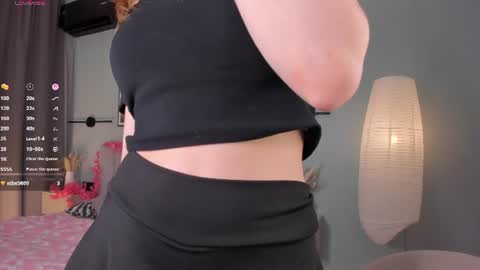 Elizabeth brunette -- Darline blonde  online show from July 17, 10:22 am