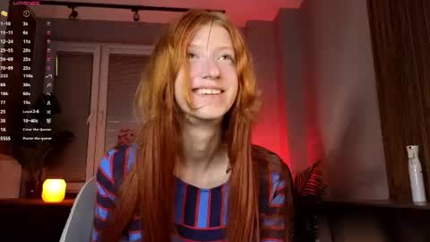Elizabeth brunette -- Darline blonde  online show from July 31, 7:02 pm