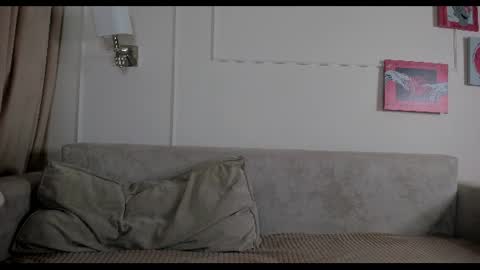Elizabeth brunette -- Darline blonde  online show from August 5, 2:53 pm