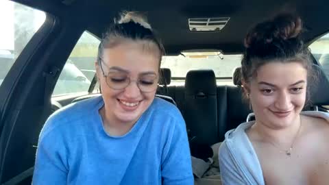 Snapshot of you_love_melisa chatting on January 26, 10:45 am private on 18 per minute start private 500 tokensOnlyfans online show from January 26, 10:45 am