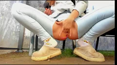 Snapshot of you_love_melisa chatting on November 15, 10:23 am private on 18 per minute start private 500 tokensOnlyfans online show from November 15, 10:23 am