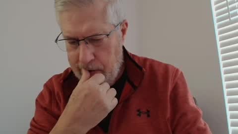 Colorado Guy Straight online show from December 30, 6:38 pm