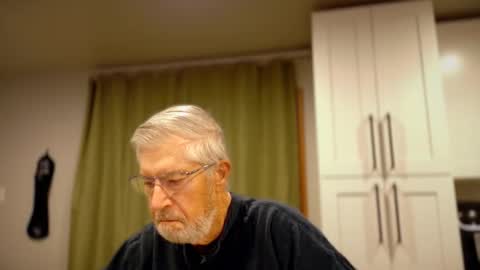 Colorado Guy Straight online show from October 31, 1:01 pm