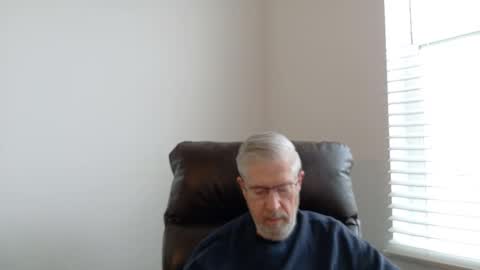 Colorado Guy Straight online show from November 18, 2:54 pm