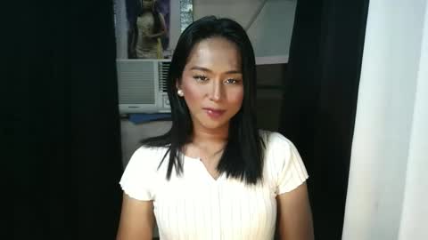 Yanie online show from November 3, 3:19 am