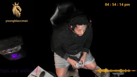 Snapshot of younblaccman6969 chatting on January 7, 10:52 pm younblaccman6969 online show from January 7, 10:52 pm