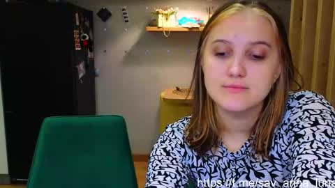 Anna and Luna online show from March 5, 5:31 pm