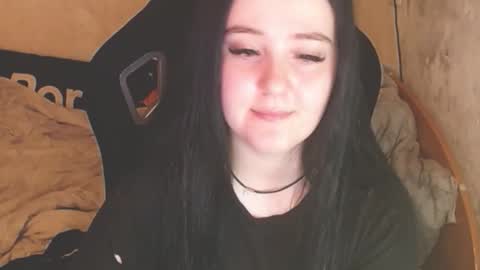 your_8a8y online show from February 4, 1:28 pm