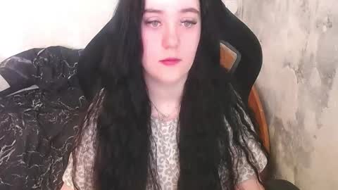 your_8a8y online show from March 17, 7:23 am