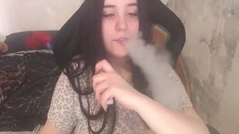 your_8a8y online show from March 18, 11:46 am