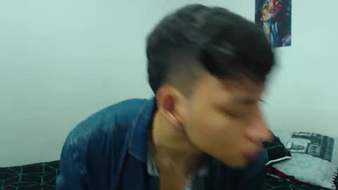 Snapshot of your_boy_hot chatting on May 22, 11:27 am your boy online show from May 22, 11:27 am