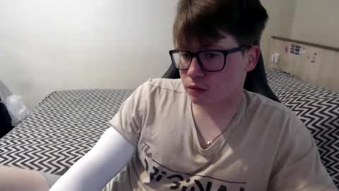 Max online show from June 1, 3:41 am