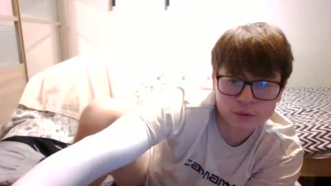 Max online show from June 23, 4:21 am