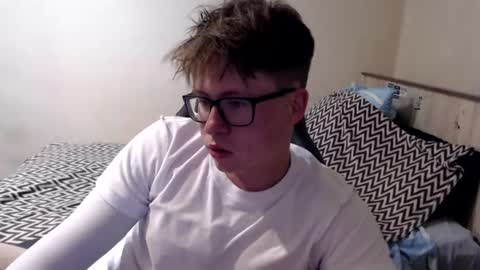 Max online show from July 4, 2:18 am