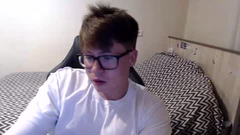 Max online show from July 13, 4:32 pm