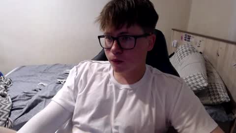 Max online show from July 14, 3:33 am
