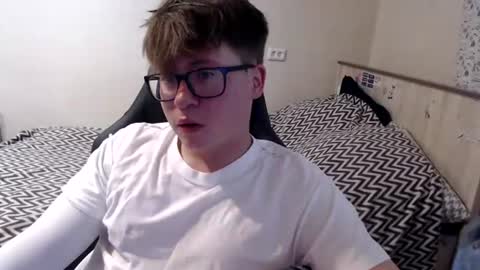 Max online show from July 21, 4:26 am