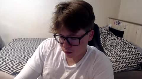 Max online show from July 24, 3:37 am