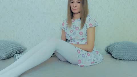 Lily online show from January 8, 10:37 am