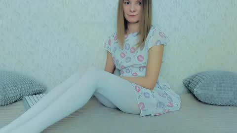 Lily online show from January 22, 12:38 pm