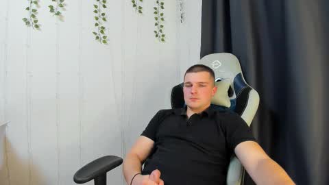 your_claddagh online show from September 27, 8:25 pm