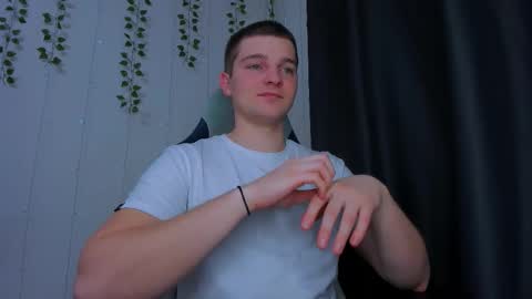 your_claddagh online show from December 16, 5:07 pm