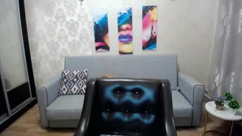 Snapshot of your_crush_12 chatting on October 17, 6:38 am your_crush_12 online show from October 17, 6:38 am