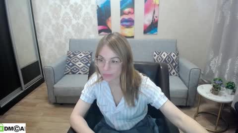 Snapshot of your_crush_12 chatting on November 6, 7:20 am your_crush_12 online show from November 6, 7:20 am