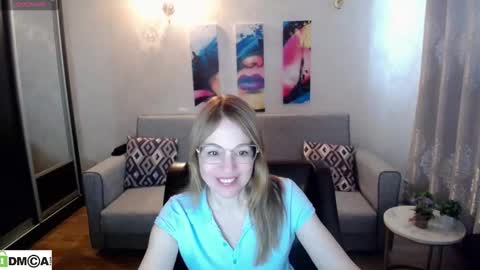 Snapshot of your_crush_12 chatting on November 12, 8:04 am your_crush_12 online show from November 12, 8:04 am