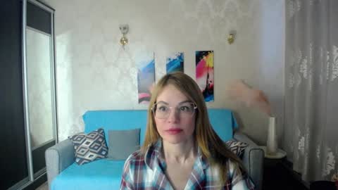 Snapshot of your_crush_12 chatting on December 1, 8:30 am your_crush_12 online show from December 1, 8:30 am