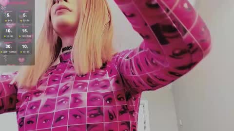 your_cute_aisha online show from September 18, 11:18 pm