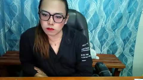 your_dreamgirlxxx69 online show from September 16, 1:06 am