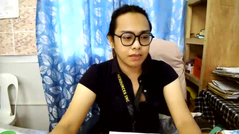 your_dreamgirlxxx69 online show from July 21, 6:38 am